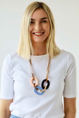 Interlinked Chunky Resin Necklace